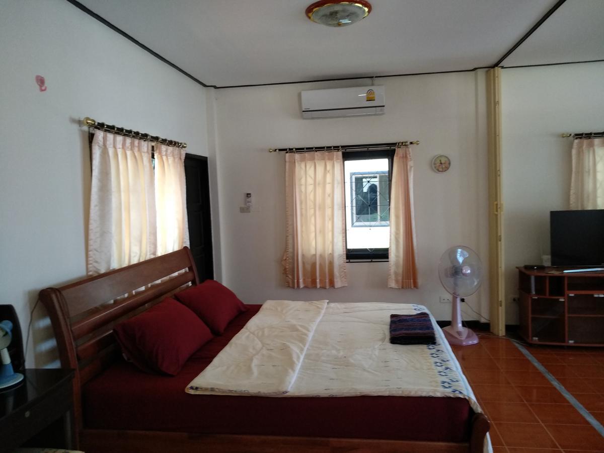 Right On The Beach House Villa Taling Ngam Beach Exteriör bild